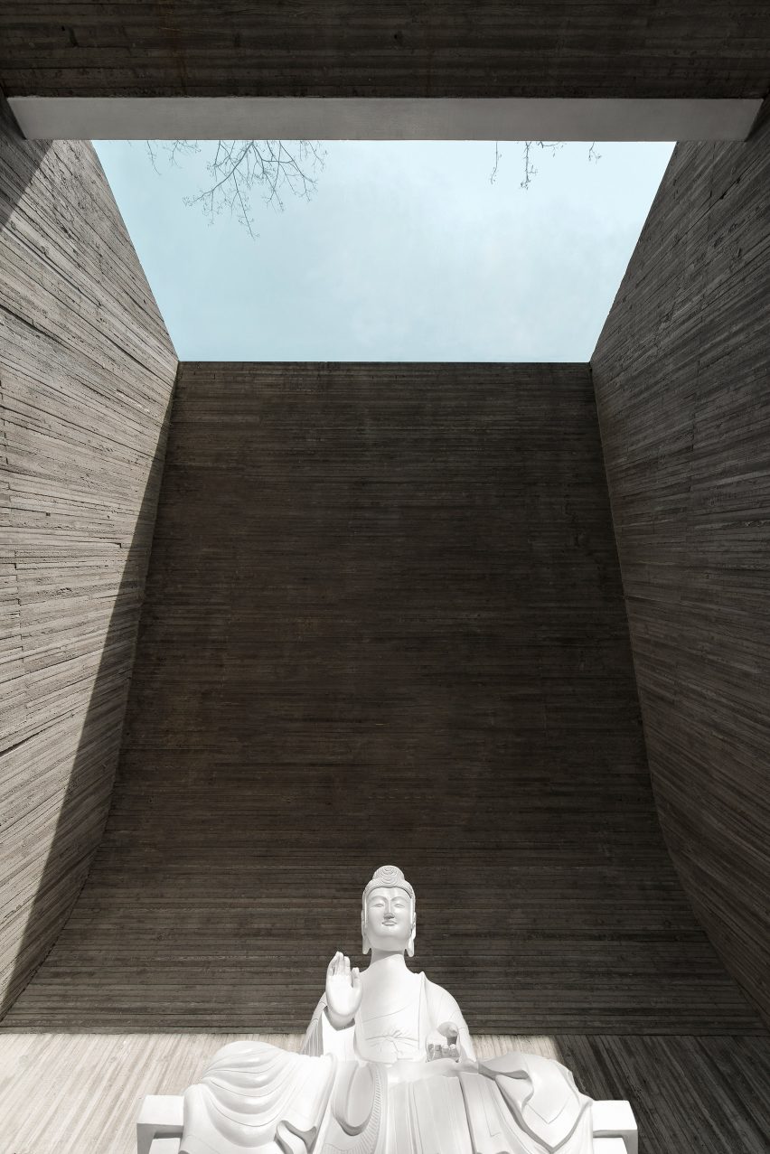 Waterside Buddist Shrine by Archstudio