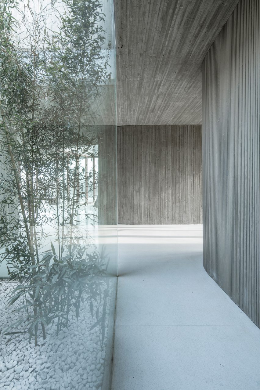 Waterside Buddist Shrine by Archstudio