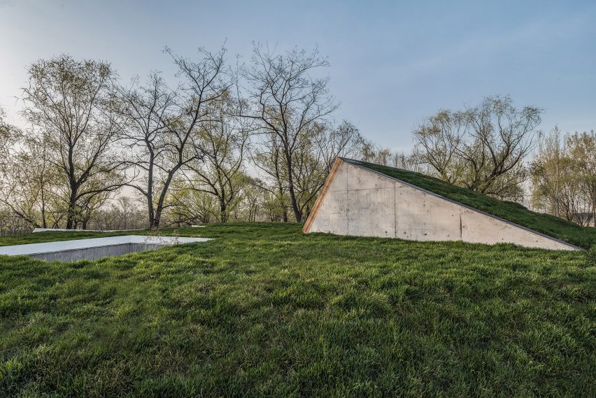 Waterside Buddist Shrine by Archstudio