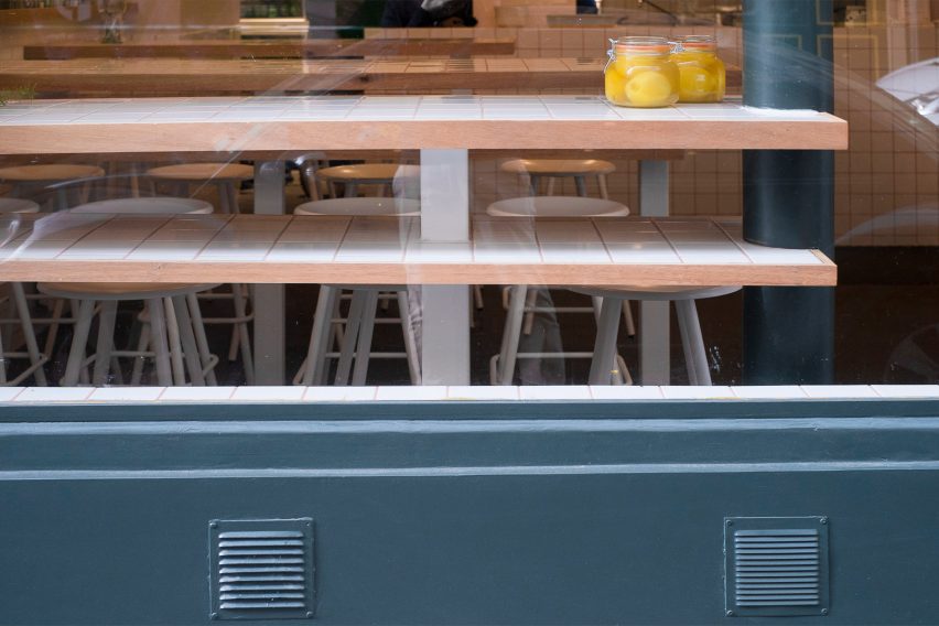 Yafo Houmous Deli in Paris by Studio Sur Rue