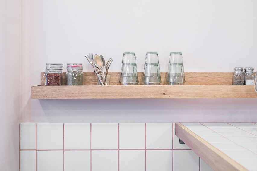 Yafo Houmous Deli in Paris by Studio Sur Rue