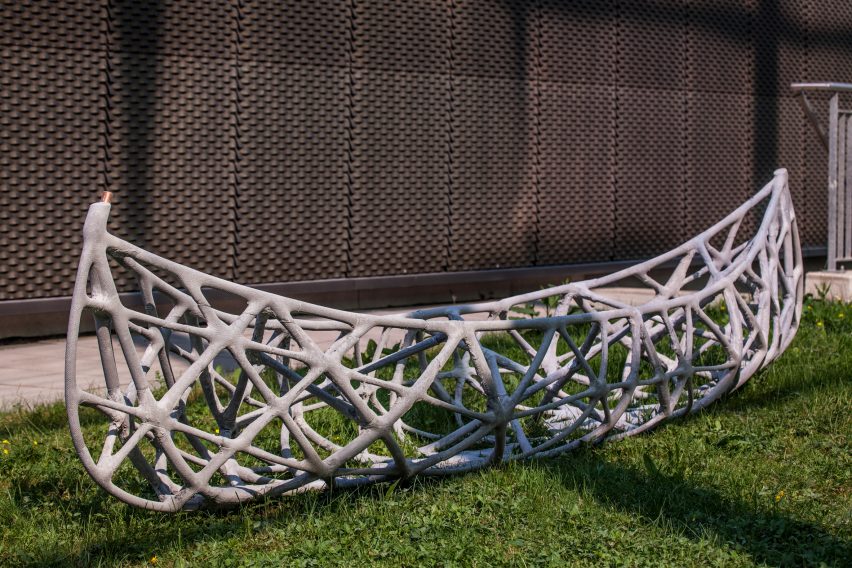 3D printed concrete canoe by ETH Zurich