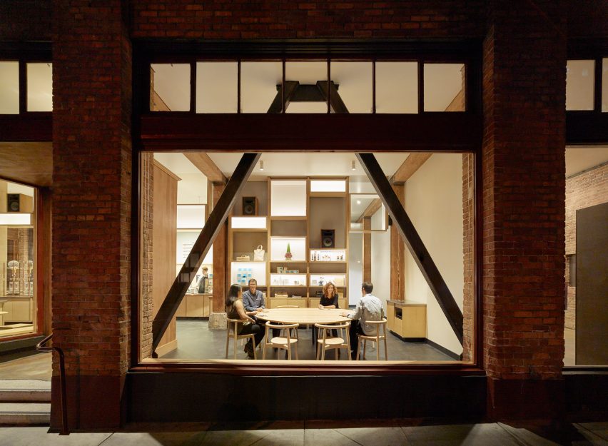 Blue Bottle by Bohlin Cywinski Jackson