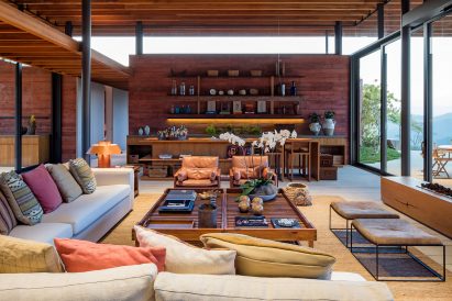 Casa Terra in Itaipava, Brazil by Bernardes Arquitetura
