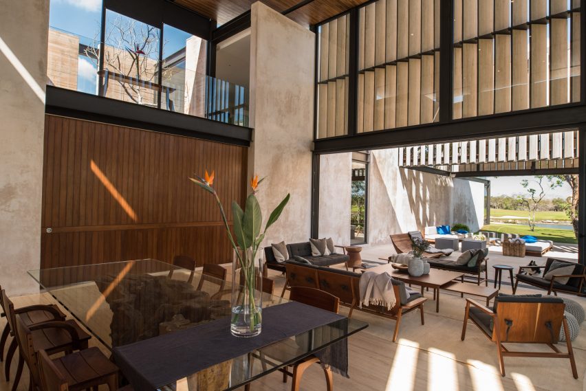 Casa Chaaltun by Tescala Architects