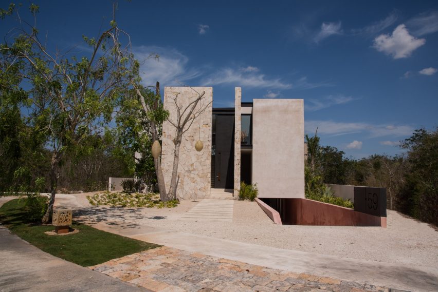 Casa Chaaltun by Tescala Architects