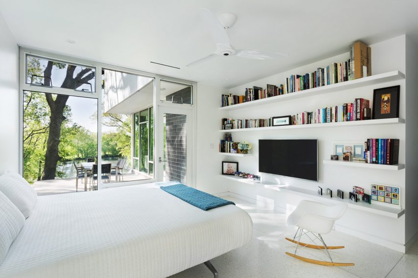 East Tennessee Modern house by BARBERMcMURRY architects