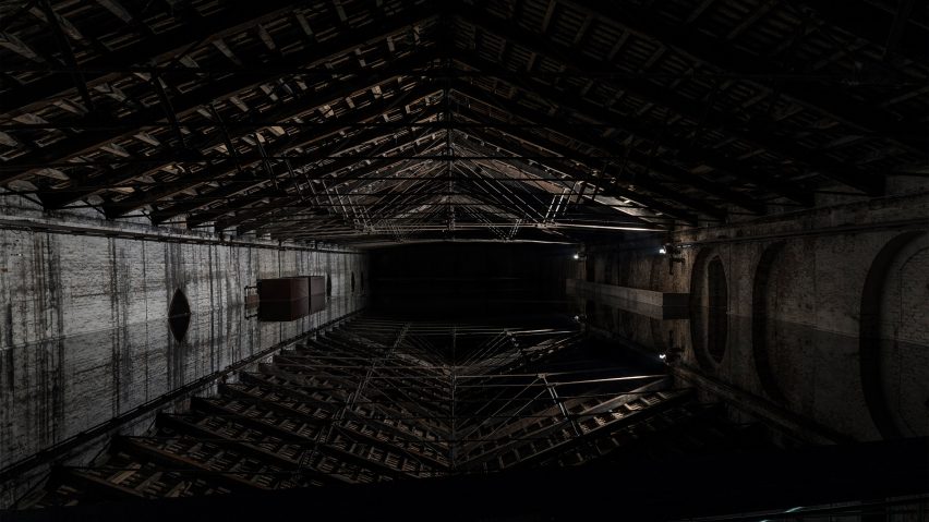 Giorgio Andreotta Calò suspends lake of water inside Italian pavilion at Venice Biennale