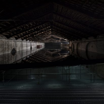 Giorgio Andreotta Calò suspends lake of water inside Italian pavilion at Venice Biennale