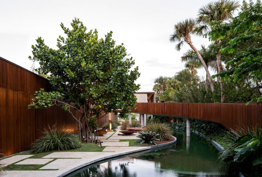 Jungle House by Studio MK27