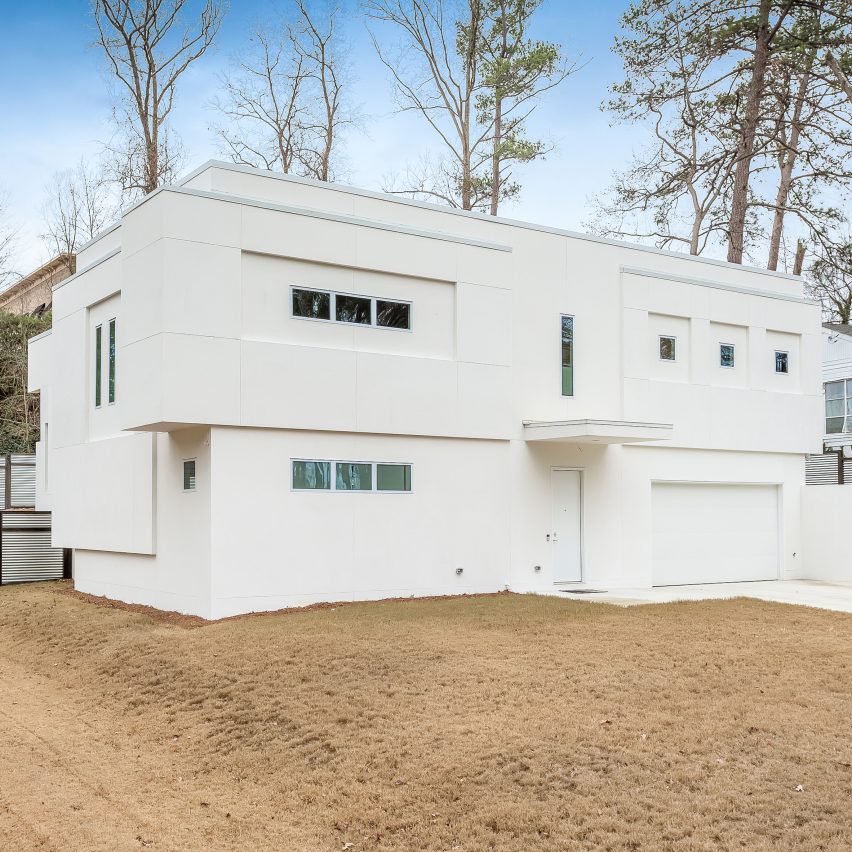 House 5079 by J A Coutinho and M P Landry Architecture