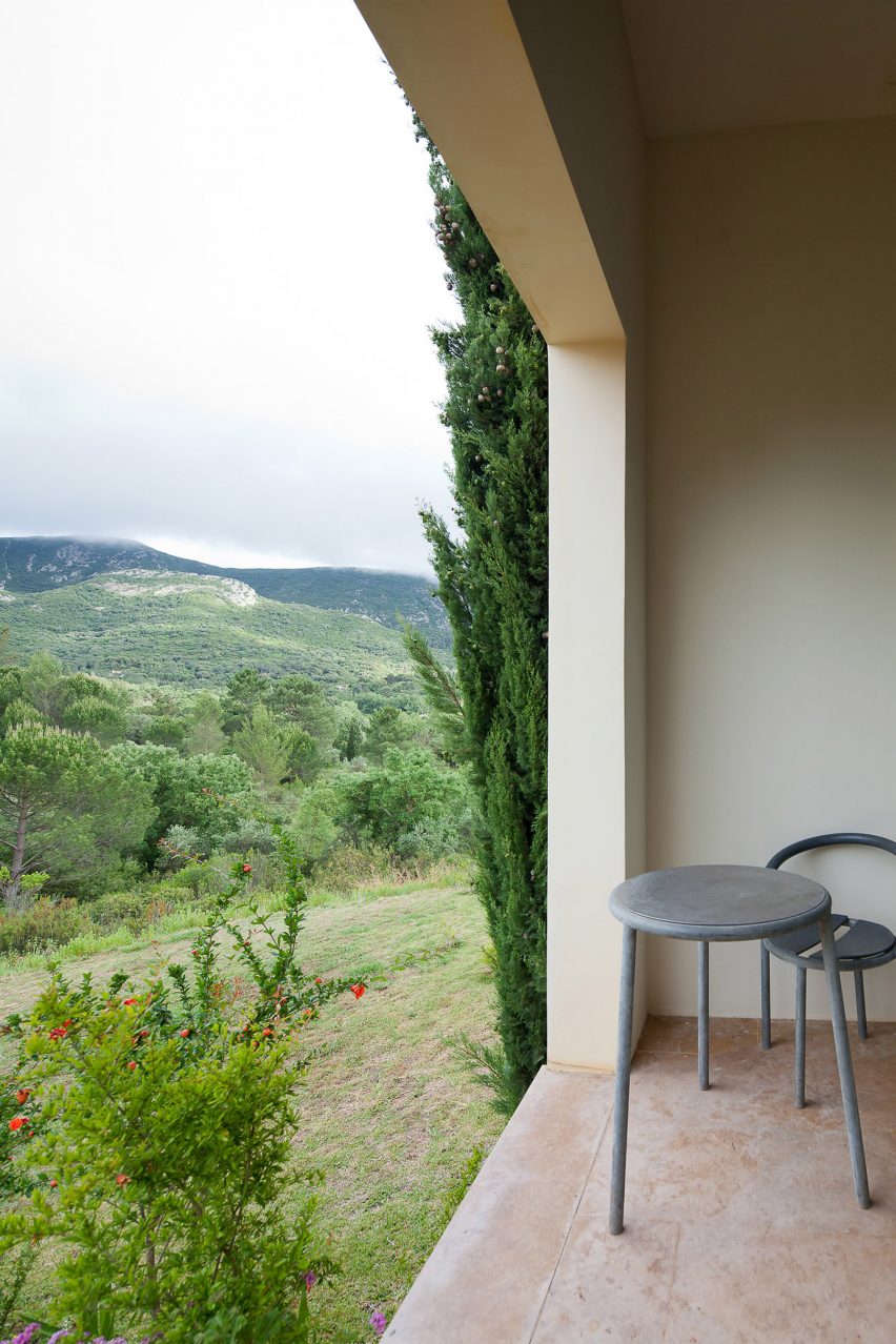 House in the Sierra de Arrábida by Eduardo Souto de Moura