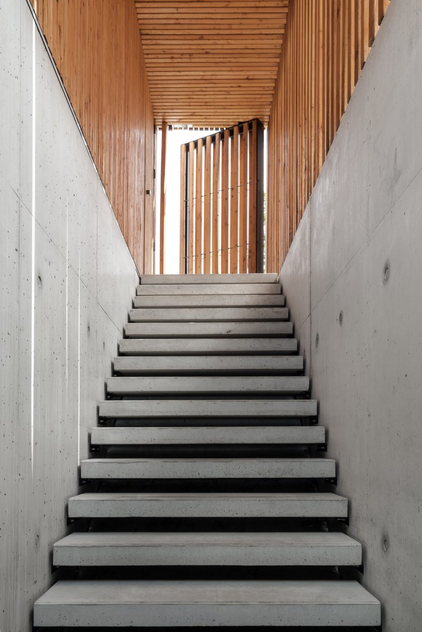 House JRv2 by Studio De Materia