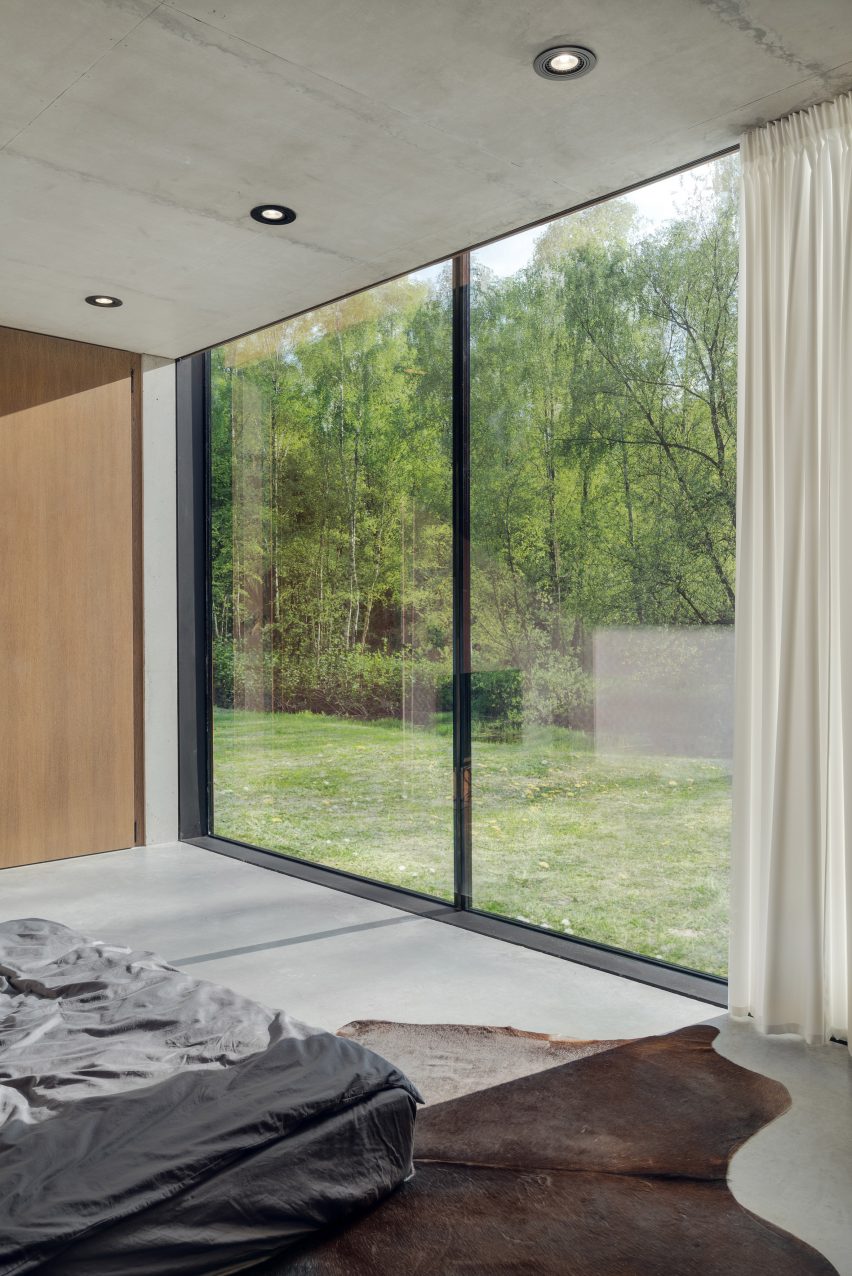House JRv2 by Studio De Materia