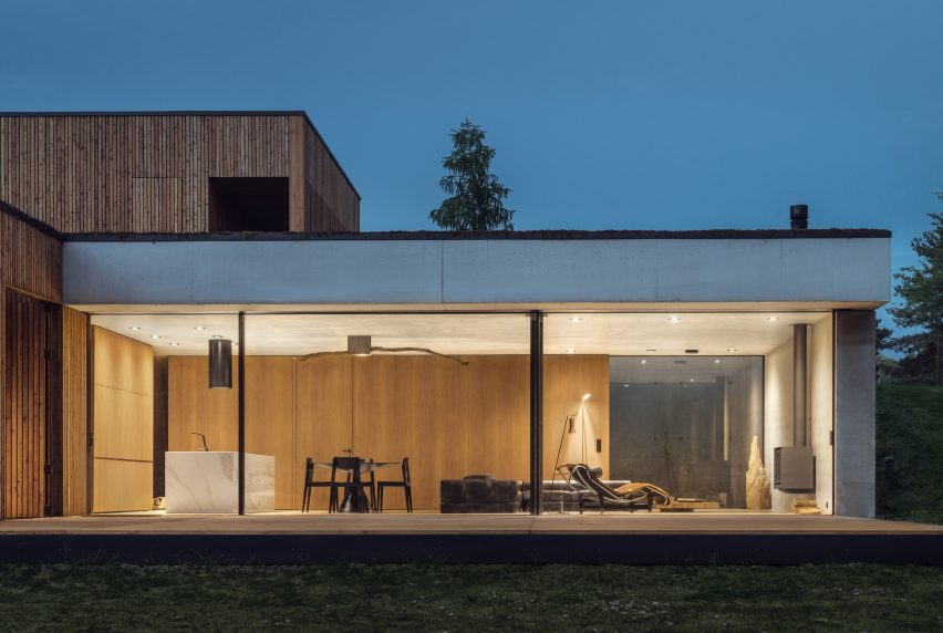 House JRv2 by Studio De Materia
