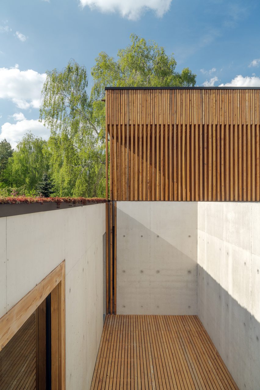 House JRv2 by Studio De Materia