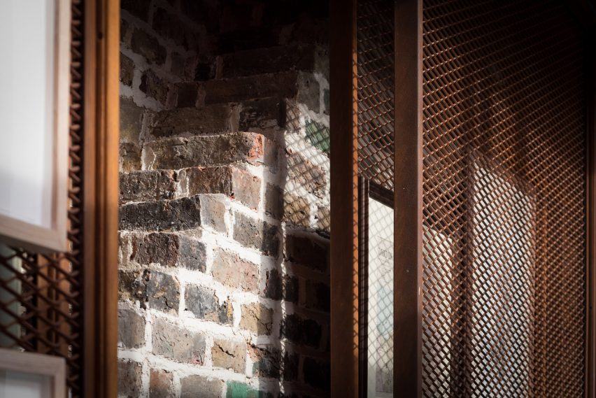 Residential extension: The Layered Gallery, London, by Gianni Botsford Architects