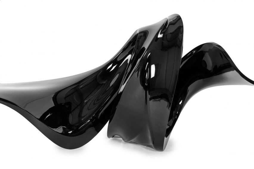 Le-a coffee table by Leblon Delienne x Zaha Hadid
