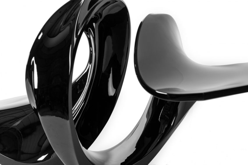 Le-a coffee table by Leblon Delienne x Zaha Hadid