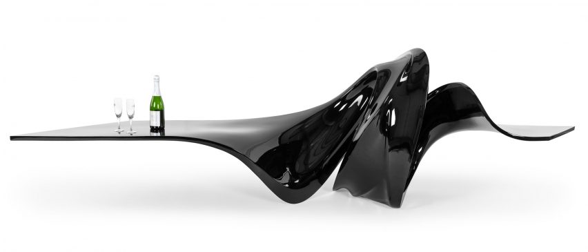 Le-a coffee table by Leblon Delienne x Zaha Hadid