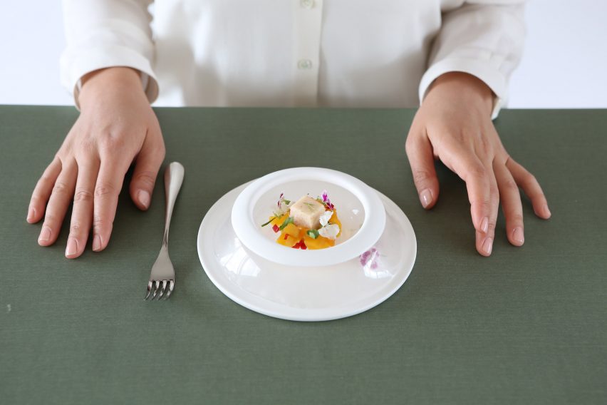 Royal College of Art graduate Lina Saleh’s jelly-like Living Plates