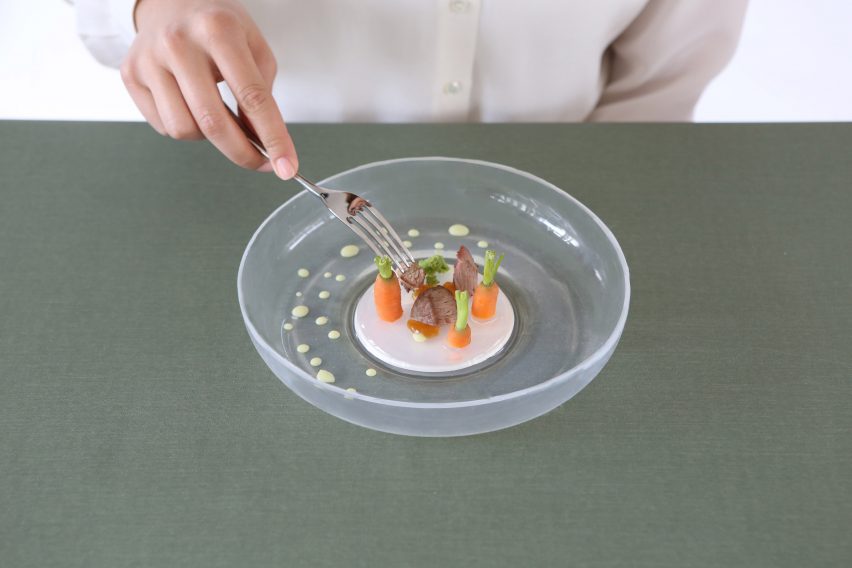 Royal College of Art graduate Lina Saleh’s jelly-like Living Plates
