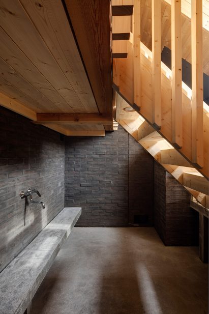 Lonna Sauna by OOPEAA