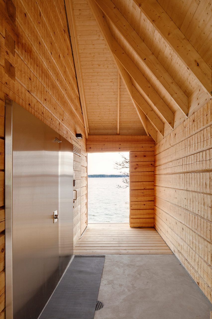 Lonna Sauna by OOPEAA