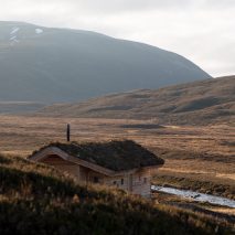 Moxon Architects builds humble cabin in mountainous Scottish landscape