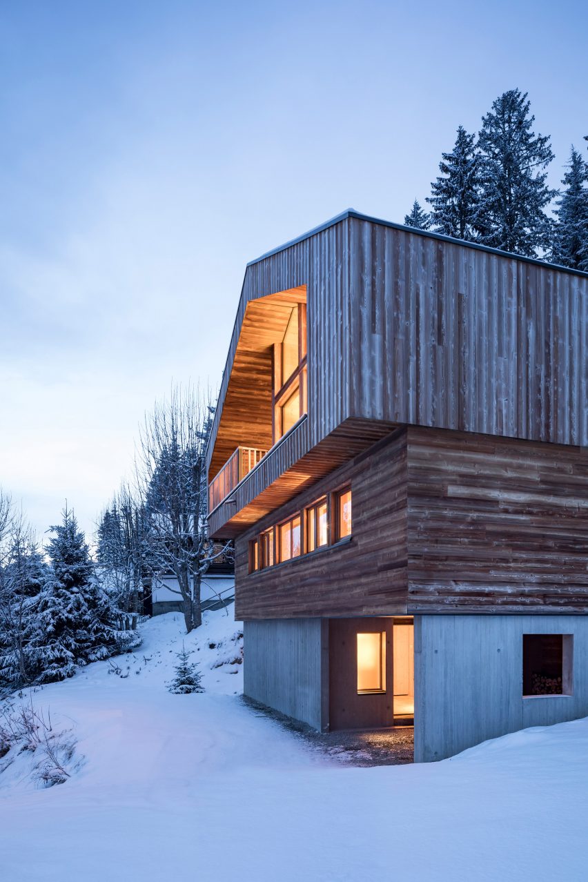 Mountain House by Studio Razavi Architecture