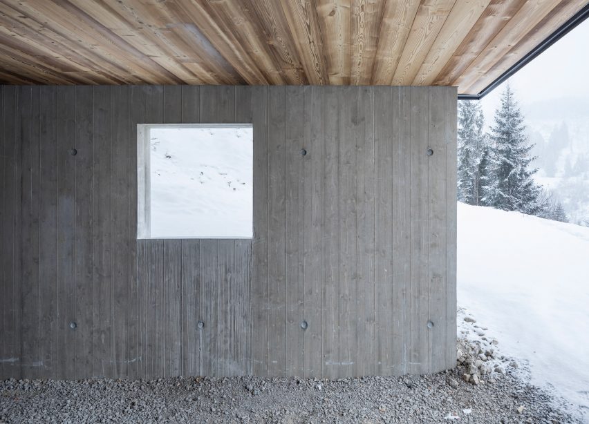 Mountain House by Studio Razavi Architecture