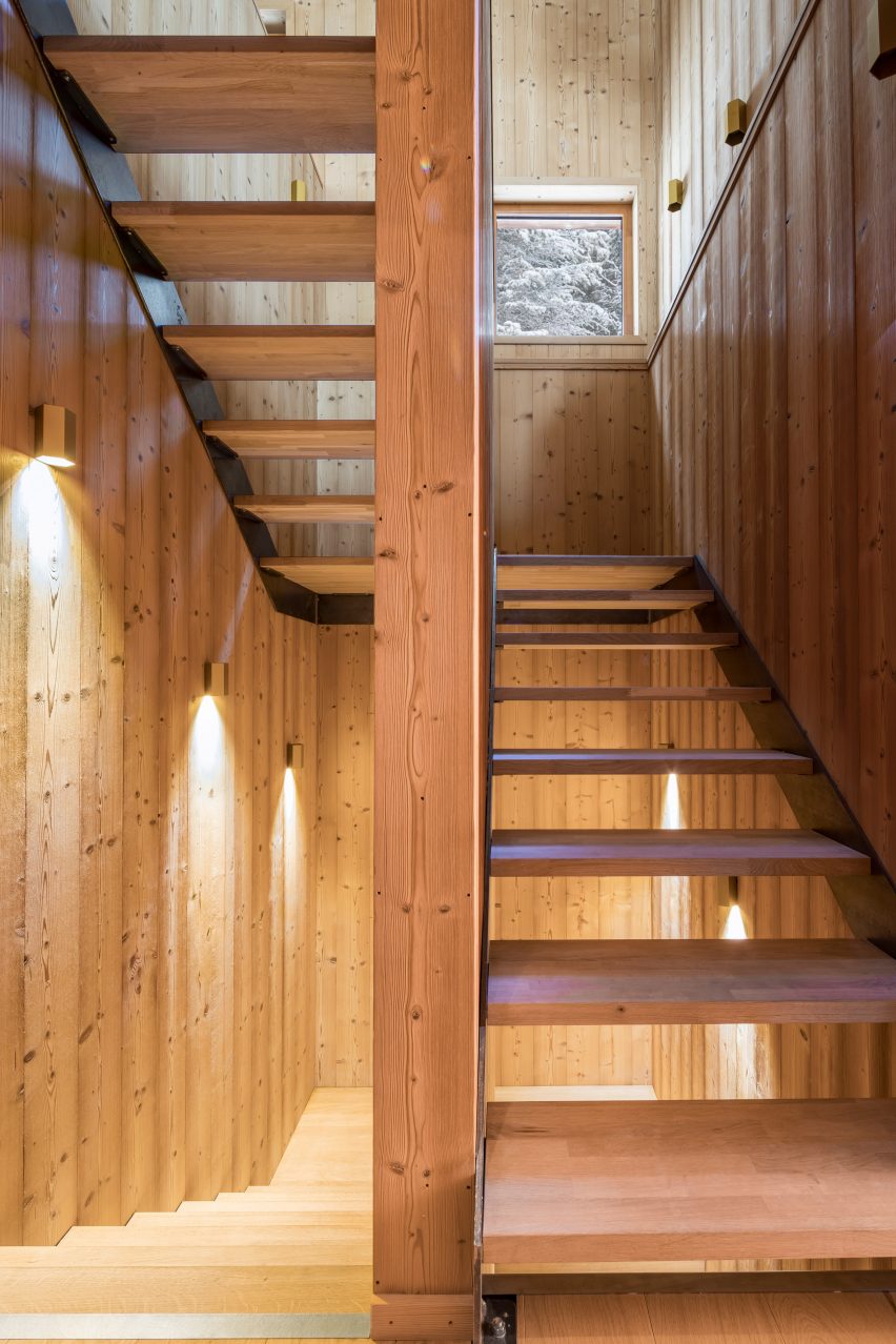 Mountain House by Studio Razavi Architecture