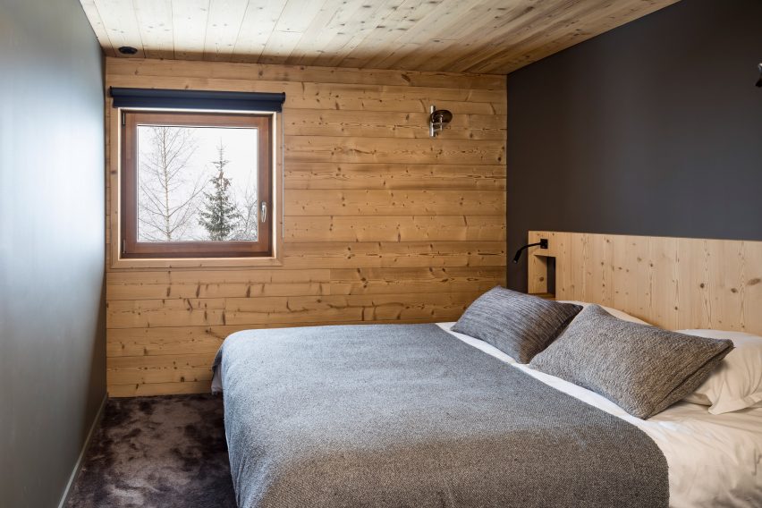 Mountain House by Studio Razavi Architecture