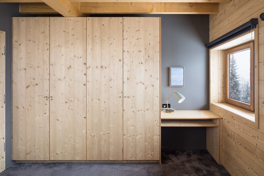 Mountain House by Studio Razavi Architecture