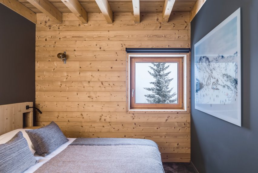 Mountain House by Studio Razavi Architecture