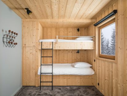 Mountain House by Studio Razavi Architecture