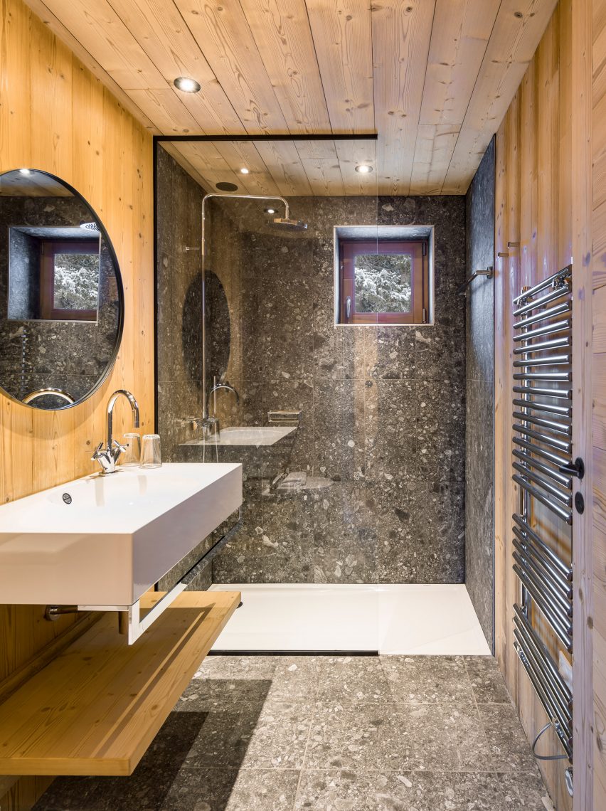 Mountain House by Studio Razavi Architecture
