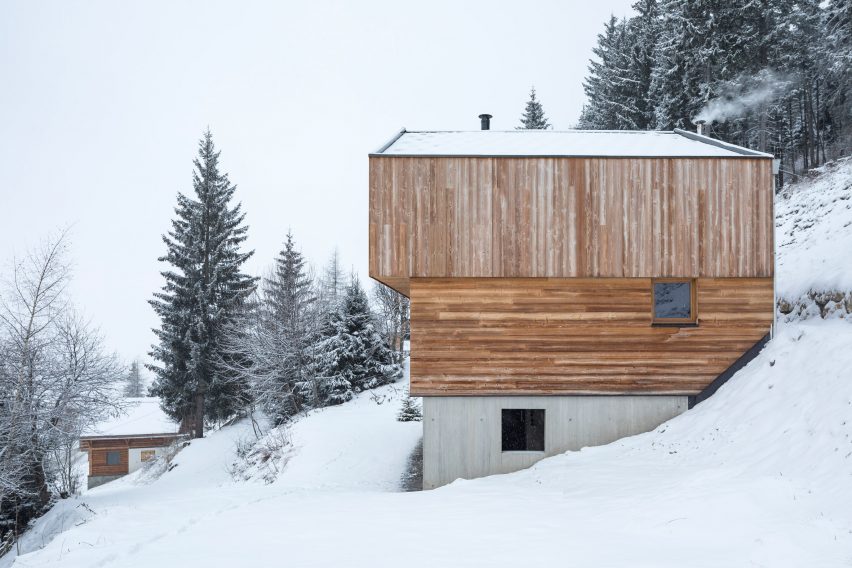 Mountain House by Studio Razavi Architecture