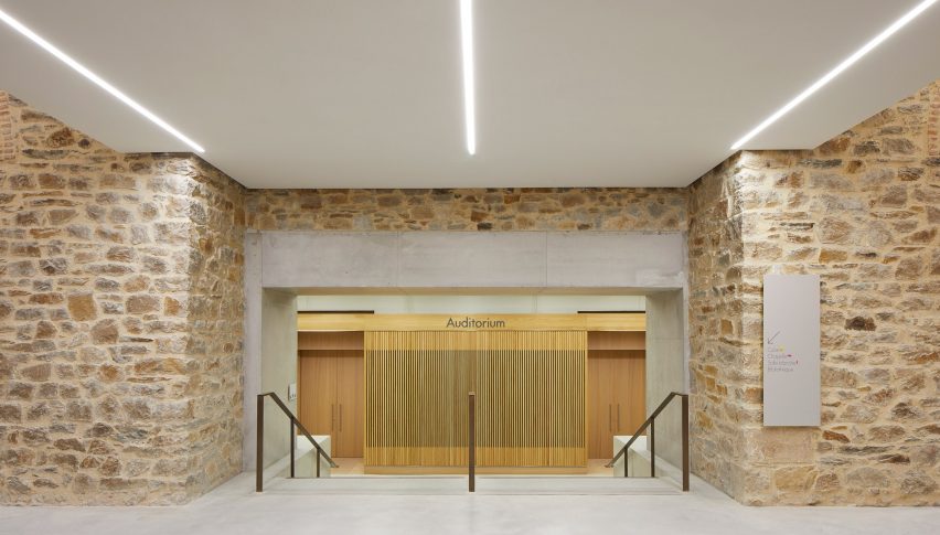 Museé d'arts de Nantes, France, by Stanton Williams