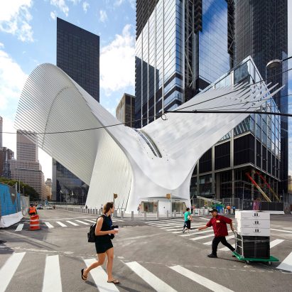 Santiago Calatrava's Oculus leaks