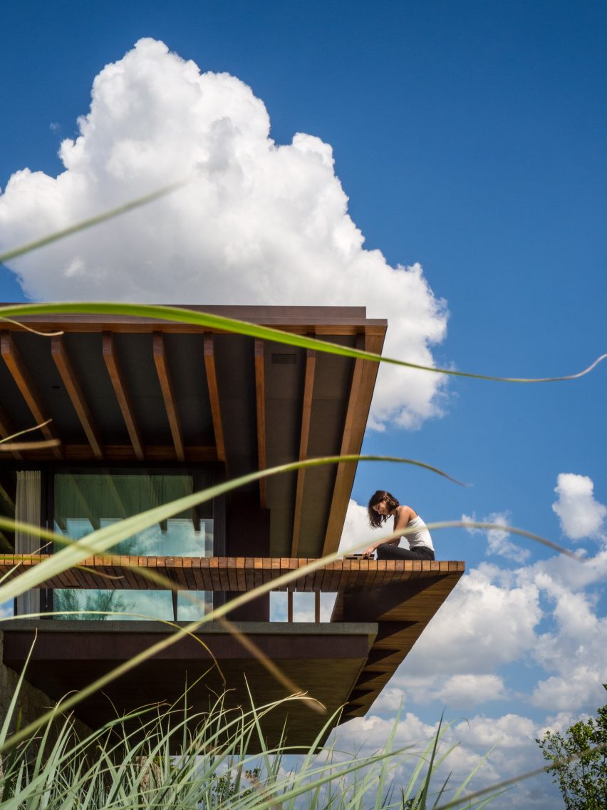 Jacobsen Arquitetura's OS House