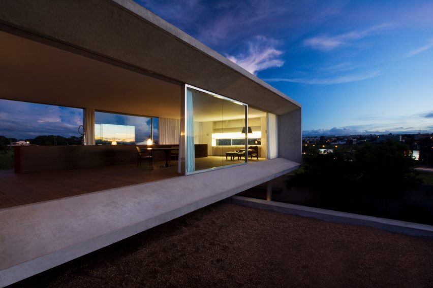 Osler House by Studio MK27