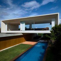 Osler House by Studio MK27