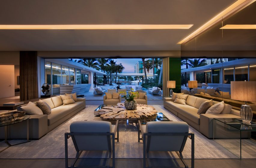 Pine Tree House by SAOTA