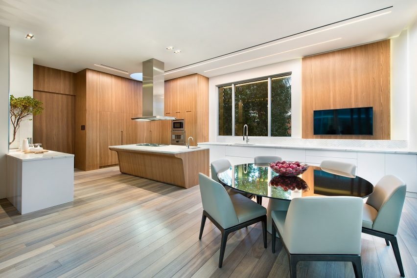 Pine Tree House by SAOTA