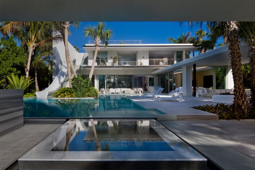 Pine Tree House by SAOTA