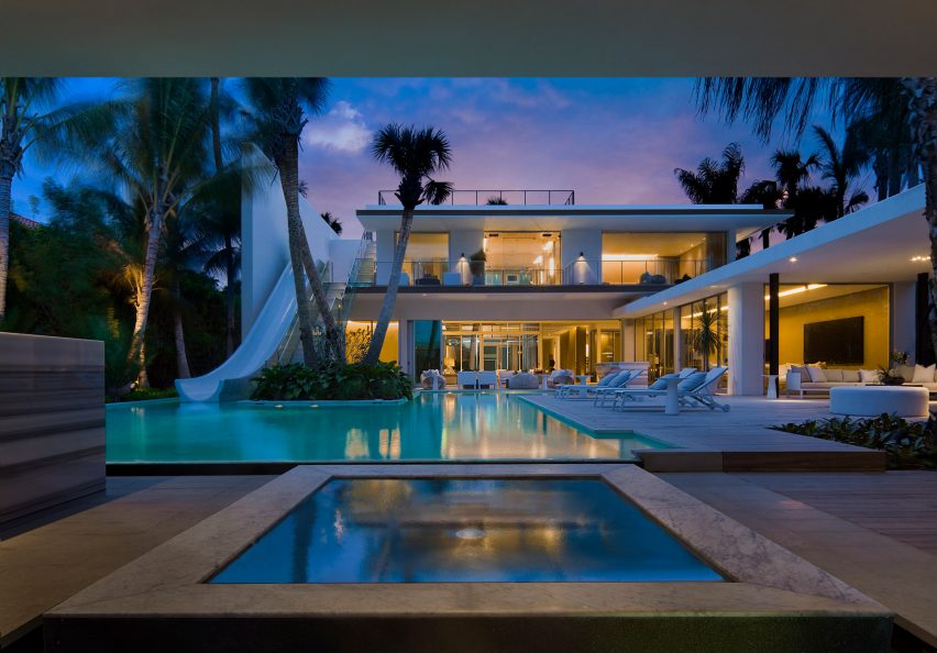 Pine Tree House by SAOTA