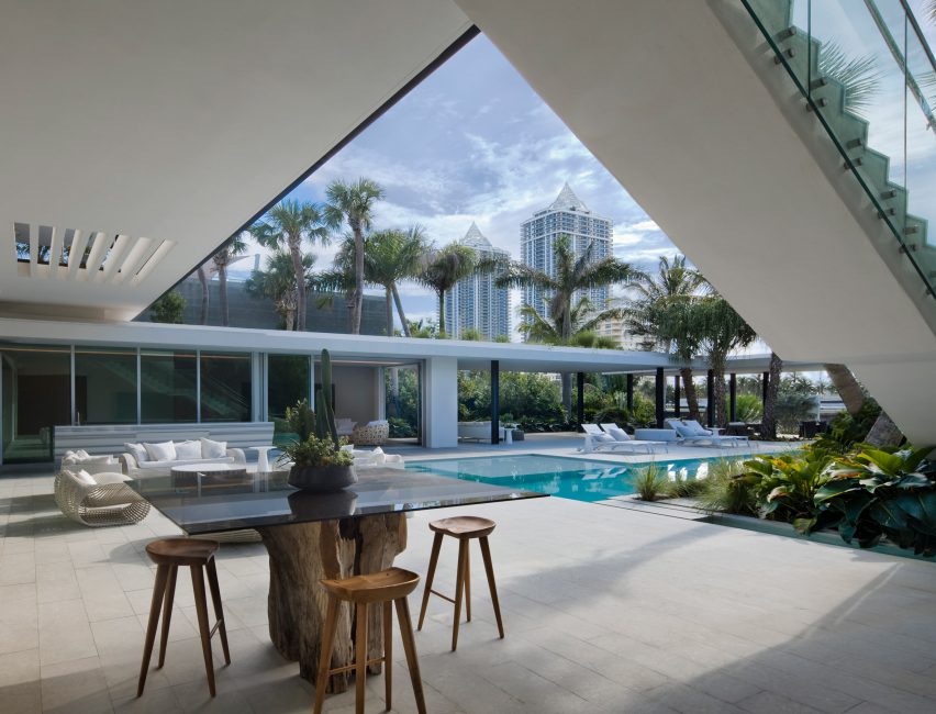 Pine Tree House by SAOTA