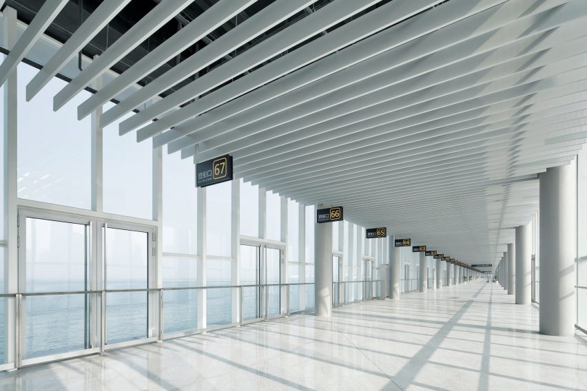 Qingdao Cruise Terminal by Mozhao Studio