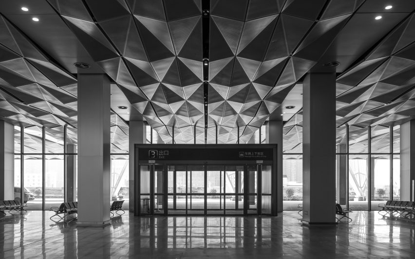 Qingdao Cruise Terminal by Mozhao Studio